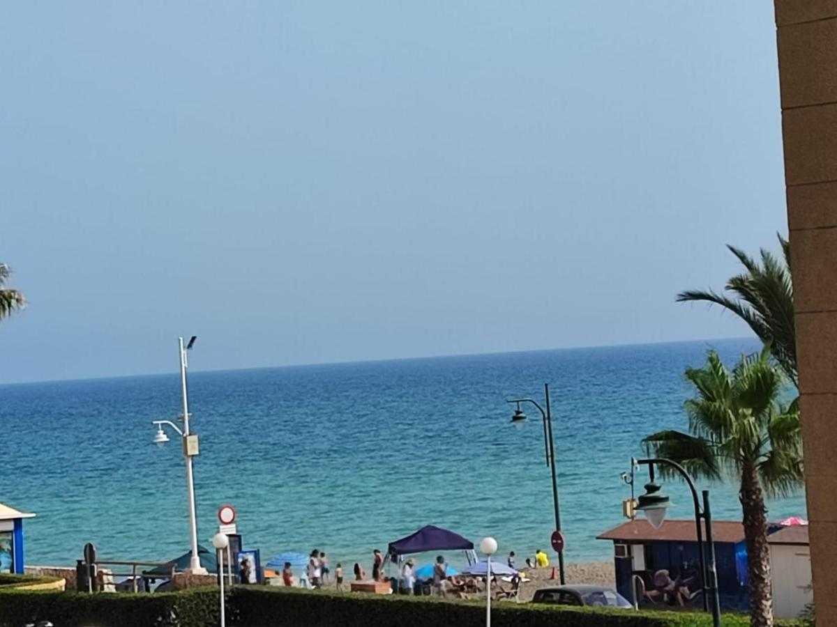 Casa Playa Guadalmar, Beautiful Apartment In Front Of The Sea, Wifi, Ac, Smart Tv, Private Parking Málaga Buitenkant foto