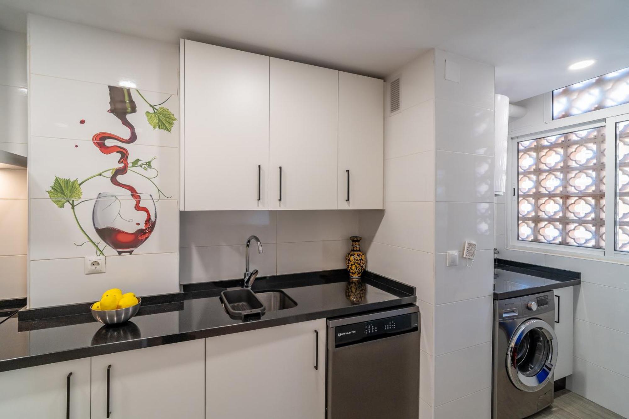 Casa Playa Guadalmar, Beautiful Apartment In Front Of The Sea, Wifi, Ac, Smart Tv, Private Parking Málaga Buitenkant foto